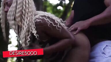 Ebony MILF Desire5000 gives a public blowjob in public like a pro - 13 image