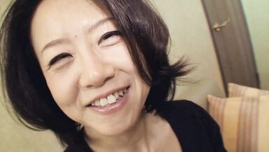 Kayo Mukai gets her tight milf pussy pounded by Mamoru Kurata's massive cock - 3 image