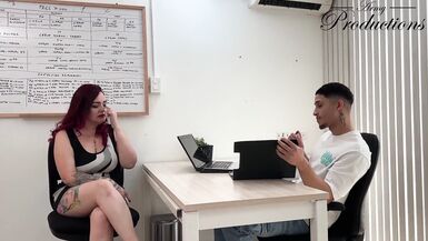 Milan Rodriguez and Christy Evans - Intervista bollente con deepthroat rischioso e creampie.