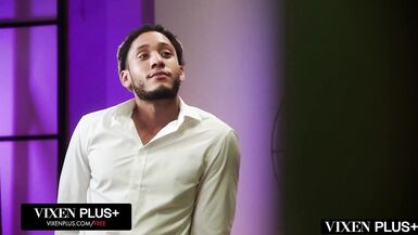 Behind the scenes: A sneak peek at Episode 3 of VIXENPLUS: A MILF's Big Tits & Blowjob Interview - 11 image