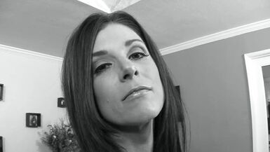 India Summer takes on a massive black cock and begs for more
