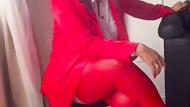 Stepmom Izoka1 helps her client with his self-esteem by giving him a taboo pussy massage