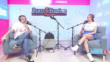 Andrea Castros enge MILF-Pussy wird von Juan Bustos hart und tief durchgenommen