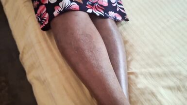 La madrastra de Pujalove1 es una MILF natural con culo y tetas perfectos