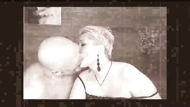 AimeeParadise 和 Peter Stone 在 PMS（我的配偶的散文）中角色扮演并互相调情 -