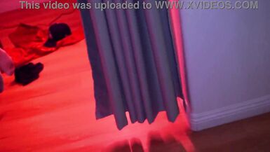 Red Twitter Babe and milf bionda hot si scambiano i cazzi con Mr Tripod and Mr Stixxx - 8 image