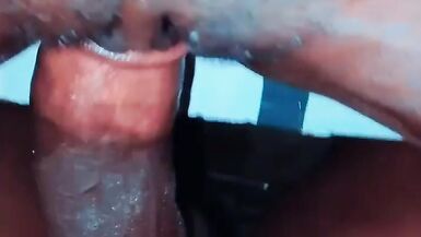 Masckedclub1: MILF dal corpo formoso Sexyrita squirta mentre cavalca un cazzo duro e lo ingoia fino in fondo.