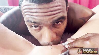 Kristi Kream & Rome Major's steamy deepthroat session - Curvy Brunette MILF gets her big pussy licked and deepthro