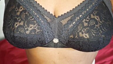Veja a MILF asiática mais gostosa em ação - peitos naturais e bunda perfeita!