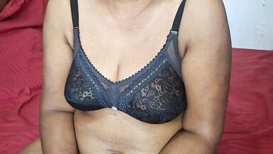 Veja vídeo POV de uma MILF asiática magrinha mandando ver com o boy