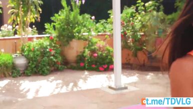 Veja Brandy Salazar and Diego Perez pegando fogo em um sex tape selvagem com milf! - 5 image