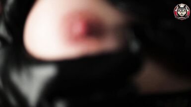 Fit MILF in fishnets gets her hairy pussy licked and drilled hard