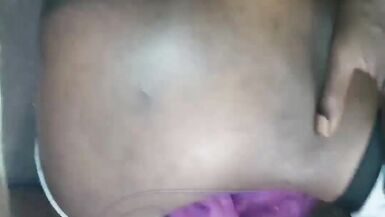 Mira a EnjoidaPussy y a su novia en un video caliente de sexo MILF-GILF