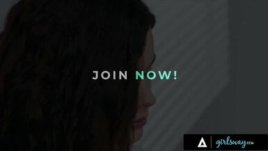 Versaute MILF-Ärztin Lexi Luna und ihr nerdiger Patient Dharma Jones erkunden ihre Körper bei der jährlichen Untersuchung - 1 image