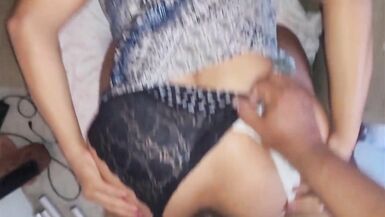 Plan à trois avec une MILF black - 15 image