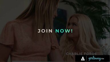 GIRLSWAY - Blonde MILFs Serene Siren and Charlie Forde schockiert nach schlechtem Soulmates-Test - 1 image