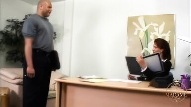 Sledge Hammer and Vanessa Videl treiben es wild im Büro - MILF in Dessous - 6 image