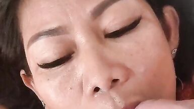 Watch Thai milf Som give a sloppy BJ & swallow every drop