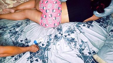 Veja Domino, a MILF latina, aguentando uma sentada anal pesada como profissional!