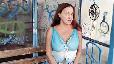 Veja o POV caseiro quente da Milf Tumanova com peitos naturais e bunda sendo lambidos e fodidos forte!