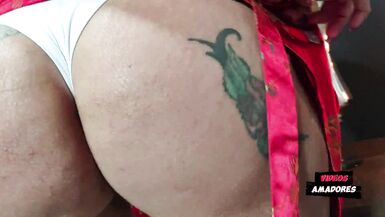 Julia Fontanelli's curvy body and perfect tits give her client a special massage and pussy licking experience