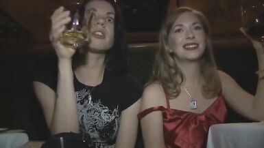 Adoration des pieds en boîte de nuit deux