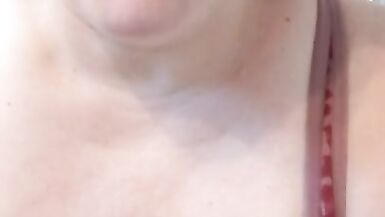 grande belle femme Gym Honey donne Quick Post Workout JOI