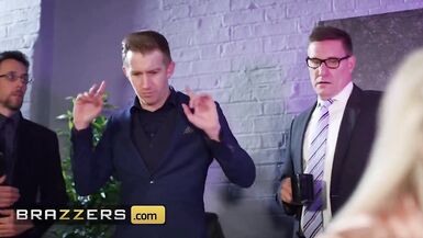 Brazzers - Buxom oficina madre id como a joder skyler mckay analized duro por gigante pecker - 2 image