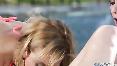 Cherie DeVille, Alli Rae In Great Opportunity To Saw Love Bubbles - 1 image