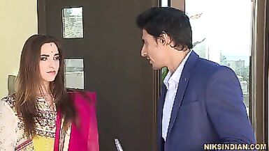 Newly married Indian bhabhi undresses her salwar and loses her virginity with devar ji