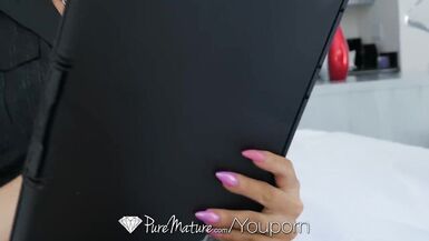 PUREMATURE Breasty mother I'd like to fuck Real Estate agent POUNDED - 3 image