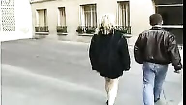 Aged francaise dilettante