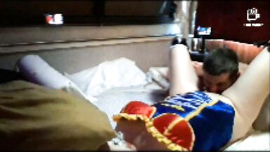 Skarlett joue Wonder Woman