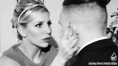 Retro mamma in hose likes her ideal offspring (Ashley Fires parody) - 2 image