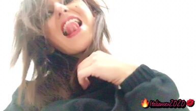 Italiansex2020 Awaiting to Pee Hot Face and Sexually Excited Curly Bawdy Cleft