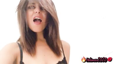 Italiansex2020 Awaiting to Pee Hot Face and Sexually Excited Curly Bawdy Cleft - 5 image