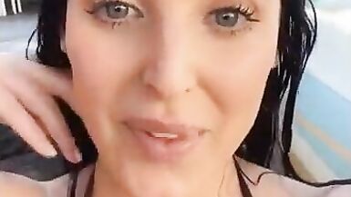 Angela White Mother Id Like To Fuck Shows her Excellent Scoops Onlyfans