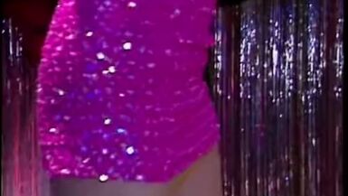 Striptease hose blonde lesbo pleasure