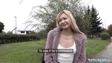 Public Agent Lola Shine gets her pussy fucked in the woods - 4 image