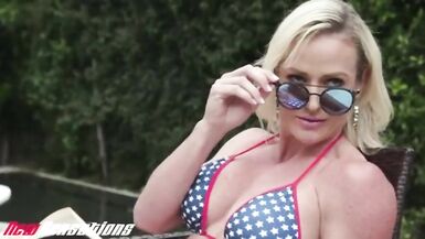 La matrigna Sydney Hail scopa il figlio per il giorno dellindipendenza! - 2 image