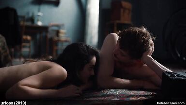 Amira Casar, Camelia Jordana et Noemie Merlant nues et orgies - 9 image