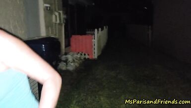 Interessante Pee-Fetisch-Abenteuer mit Frau Paris - 7 image