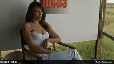 celebridad Elizabeth Hurley hawt sexo y escenas de vídeo erótico - 2 image