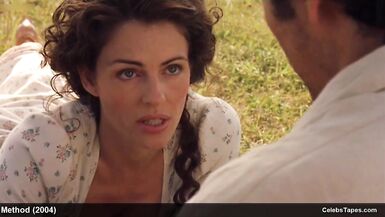 celebridad Elizabeth Hurley hawt sexo y escenas de vídeo erótico - 4 image
