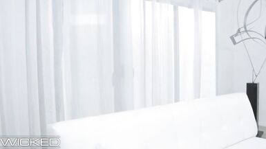 Desagradable - Pareja Casada Copulates Babysitter Kimmy Granger - 1 image