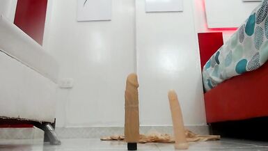 Kas3yHil Hydrant Squirt Lalin Girl Jet Show - 2 image