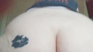 mãe Gostava de foder o Sucks e o Bonks em casa recente - 3 image
