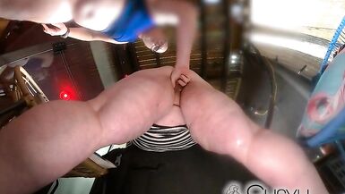 big beautiful woman RECEIVES PUMPED WITH WINE BOTTLE BY STEP BROTHER & SQUIRTS LIKE DESIROUS - 5 image