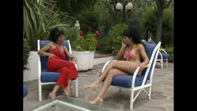 Black Cloud et Valentine Demy - Une guêpe de cinquante ans qui emporte mes ennuis - 1 image