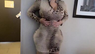MILLIONAIRE TO BETRAY YOUR WIFE WITH AN MODEL LARGE WAZOO - 5 image